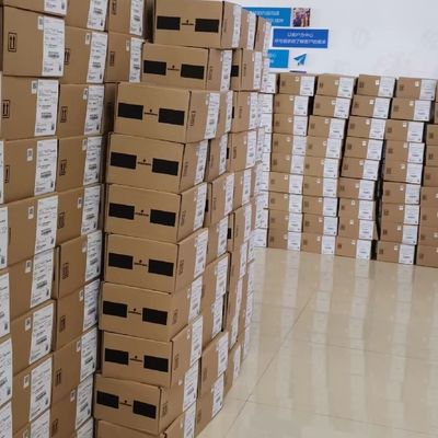 Pemancar tekanan Rosement 4088 dengan manifold tiga katup dan grup Lima katup