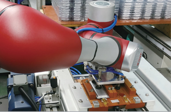 Onrobot RG6 Robot Gripper For 6 Axis 3kg Payload Kolaborasi Memilih Dan Menempatkan Robot JAKA Zu 12