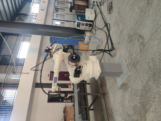 mig mag robot las FD-B4S 7 sumbu dengan mesin las robot P400 untuk solusi las OTC