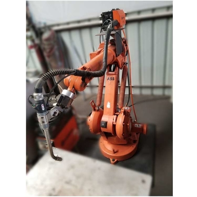 6 Axis Robotic Arm ABB IRB 1410 Dengan Stasiun Pembersihan Senjata CNGBS Untuk Otomasi Robot Las