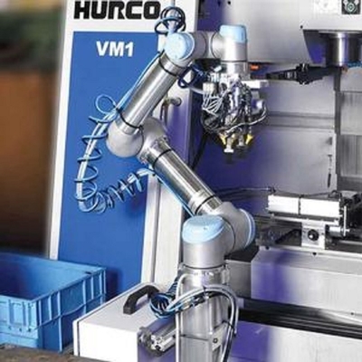 Robot Kolaboratif UR 16e Dengan Beban 16KG Dengan Cangkir Penyedot Vakum Manipulator Sebagai Cobot