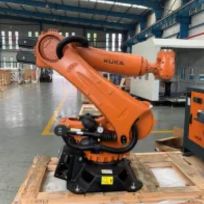 KUKA KR 210 R2700 Pilih Dan Tempatkan Robot Industri Dengan Panduan Linear CNGBS Untuk perakitan mesin