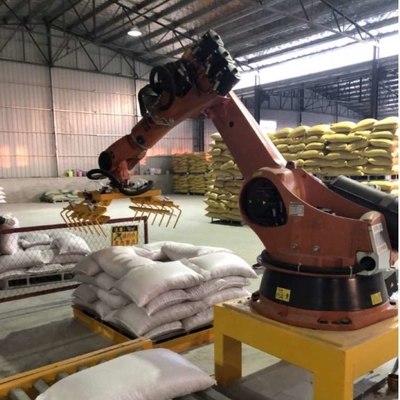 Kuka Palletizing Robotic Arm 4 Axis KR 470 PA Dengan Purifier CNGBS Otomatisasi Sebagai Robot Industri