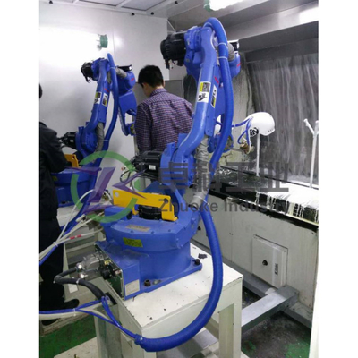 6 Axis Universal Robotic Arm Yaskawa GP110 Dengan CNGBS Robot Gripper Untuk Pallet Handling Robot