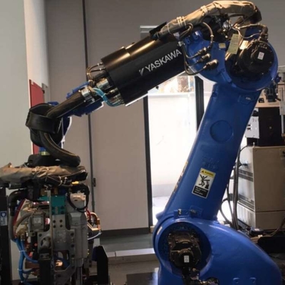 Yaskawa GP225 Handling Robotic Arm 6 Axis Dengan CNGBS Robot Guide Rail Untuk Robot Pemilih Produk