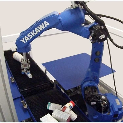 6 Axis Robotic Arm Yaskawa GP25-12 Dengan CNGBS Robot Guide Rail Untuk Menangani Robot Automation