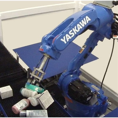 6 Axis Robotic Arm Yaskawa GP25-12 Dengan CNGBS Robot Guide Rail Untuk Menangani Robot Automation