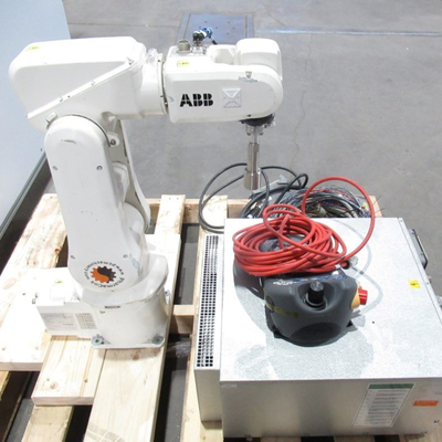ABB 6 Axis Robot Arm IRB 120 Dengan CNGBS Gripper Sebagai Mesin perakitan Untuk Pengolahan OEM