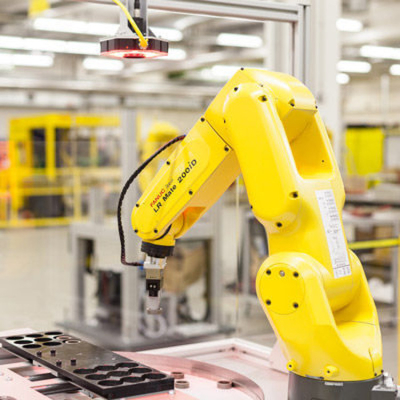 FANUC LR Mate 200iD 6 Axis Industrial Robot Arm Dengan CNGBS Gripper Untuk Pengumpulan Mesin