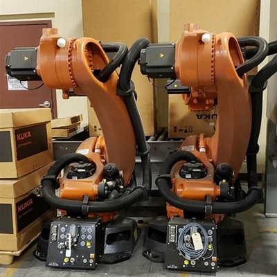 KUKA KR 180 R3200 PA 5 Axis Robot Arm Dengan 180KG Payout Untuk Packing Machine Sebagai Robot Palletizing