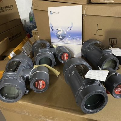 Nace Standard Fisher DLC3010 DLC3100 DLC3020F Displacer Transmitter Tingkat Cairan untuk Pengukuran Densitas dengan Torque Tube