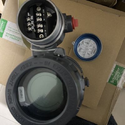 FIELDVUE DLC3100 DLC3020F DLC3010 Emerson Fisher Displacer Level Transmitter untuk Pengukuran Kepadatan dengan Torque Tube untuk Boiler