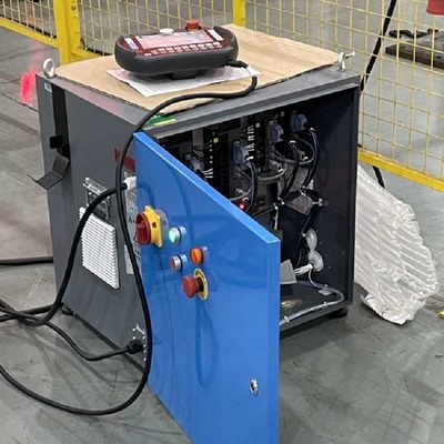 6 Axis Laser Welding Robot Arm CNGBS GBS6-C2080X Dengan Welding Positioner Untuk Robot Las