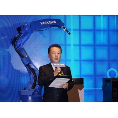 6 Axis Robotic Arm Yaskawa GP12 Dengan CNGBS Grinding Head And Fence Untuk Robot Grinding CNC