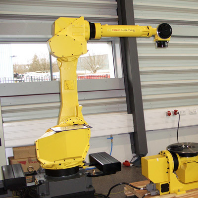 Robot Palletizer FANUC M-710iC/70 Mesin Pengolahan Lifter vakum Kaca Robot Pengolahan Cairan Robot Stock Supplier