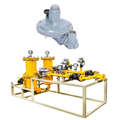 Skid katup gas alam yang dilengkapi dengan regulator seri Emerson Fisher T205/T205M dan WIKA Pressure Gauge