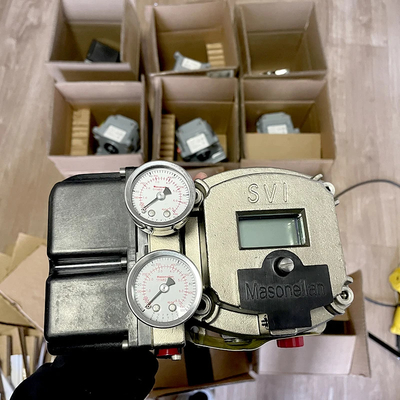 Cina Sudut Tepat Tipe Top Guide Valve Dengan Masoneilan Valve Positioner SVI2 Intelligent Electrical Valve Positioner Stock