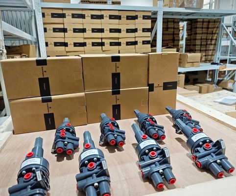 Katup Kontrol Digital Pneumatik Cina dengan Positioner Katup Fisher DVC6200 Dengan Regulator Filter 67CFR