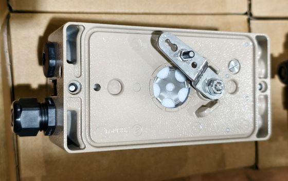 Katup Bola Kontrol Pneumatik Cina dengan Samson 3730 3731 Valve Positioner dan 3963 Solenoid Valve