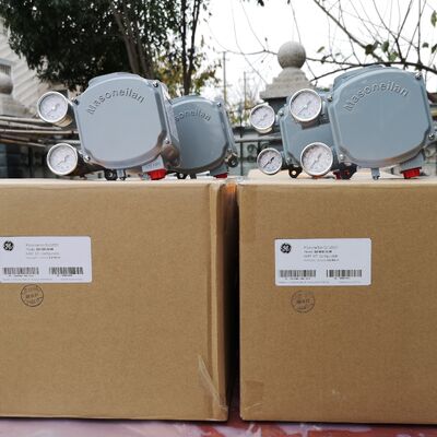 Masoneilan SVI1000G/IM posisi katup cerdas dengan fungsi umpan balik magnetik, dipasangkan dengan relay pneumatik Rotork Fairchild M22