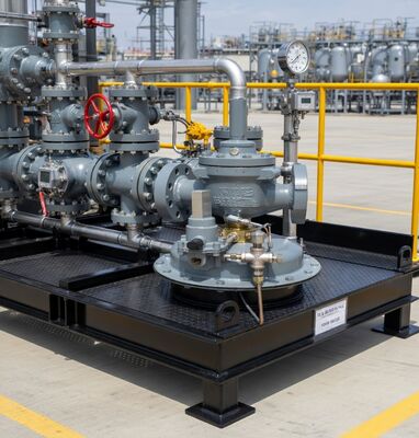 Skid dipasang dengan Fisher tipe 1098-EGR dan 1098H-EGR regulator pengurangan tekanan dan 63EG-98HM regulator dengan stok