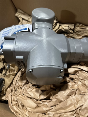 Performance tinggi OEM Industrial Auma Globe Valve Electric Actuators Sq10.2-f10 Sq12.2-f12