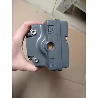 Paket Pemosisian Katup DC 4-20 mA Pra-Rakitan dengan Enklosur NEMA 4X IP66 untuk Kontrol Pemosisian Katup Pneumatik
