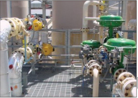 Fisher easy e EZ Control Valve dalam aplikasi dan material pemrosesan kimia atau hidrokarbon di Carbon Steel, Stainles