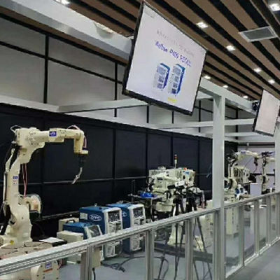 robot las OTC FD-B4S 7 sumbu playload lengan robot 4kg dan mencapai 1.4m sebagai robot las mig