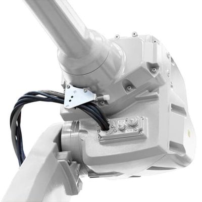 ABB IRB 4600 6 Axis Industrial Robot Arm Perakitan Lengan Artikulasi Mencapai 2050mm Muatan 60Kg Armload 20Kg