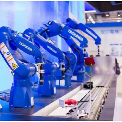 6 Axis Industrial Robot Arm GP7 Untuk Penanganan Mesin Industri Robot