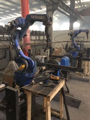Motoman AR2010 Payload 12kg Dengan Welder RD500S Digunakan Untuk Welding Robot