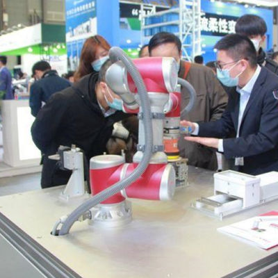 Manipulator Robot Arm 6 Axis JAKA Zu 5 Cobot Robot Kolaborasi China