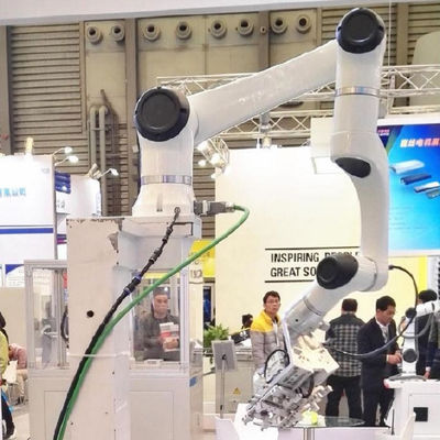6 Aixs Cobot Of Elfin E03 Dengan 3KG Payload 590MM Jangkauan Untuk Robot Universal Dan Mesin Las