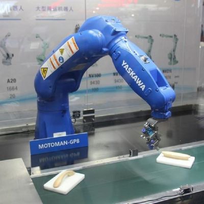 Efisiensi Tinggi GP8 Dengan Robot Industri Manipulator Lengan Robot Muatan 8KG Sebagai Peralatan Penanganan Material