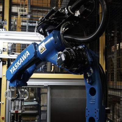 Lengan Robot Industri Motoman GP50 Dengan Arc Welder Dan Muatan 50KG Sebagai Manipulator Otomatis