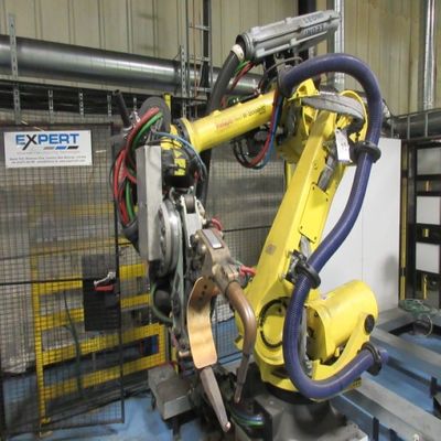 Harga Lengan Robot Spot Welding Robot 6 Axis R-2000iC-165F Untuk Robotic Welding