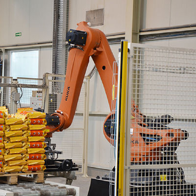 Mesin CNC KR 120 R3200 PA Robot Palletizing Dengan Jangkauan 3195MM Untuk Peralatan Penanganan Material