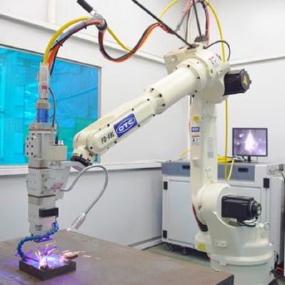 Robot Pengelasan Robot Lebih Cepat Dan Lebih Ramping Dari FD-V8L Dengan Payload 8KG Sebagai Peralatan Pengelasan Lainnya Untuk Pengelasan