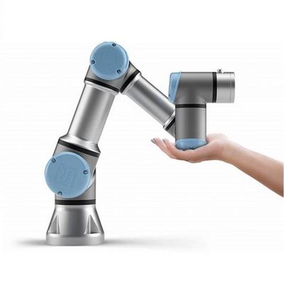 Mini Robot UR 3e Dari Robot Kolaborasi Dengan Payload 3KG Sebagai Cobot Untuk Suku Cadang Peralatan Penanganan Material