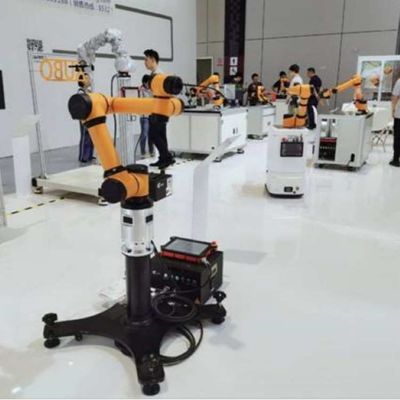 AUBO i5 6 Axis Collaborative Robot Arm Untuk Mengunci Sekrup Sebagai Cobot