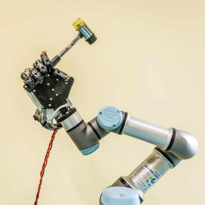 Cobot UR3 Industrial Robot Arm Pick And Place 6 Axis Dengan Gripper Pick And Place Machine Robot Arm