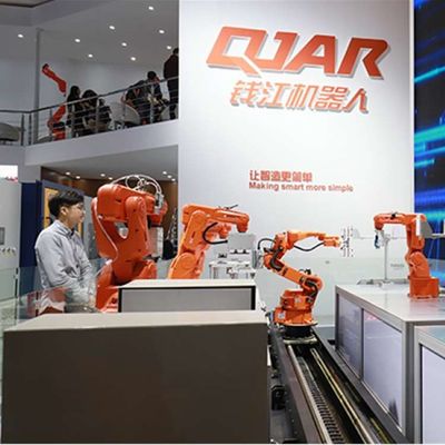 Robot Perakitan China QJR6S-1 6 Lengan Robot Sumbu Untuk Perakitan Robot