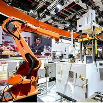 6 Axis Robotic Arm Assembly QJR10-1 Robot China Sebagai Robot Perakitan