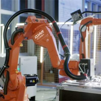 6 Axis Industrial Robotic Arm QJR20-1600 Robotics China Sebagai Robot Penyemprotan