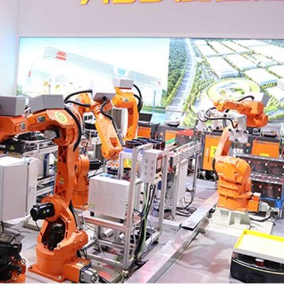 6 Axis Industrial Robotic Arm QJR20-1600 Robotics China Sebagai Robot Penyemprotan