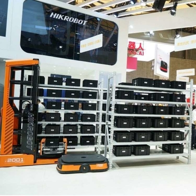 AGV Robot Q3-600C Beban 600kg Dengan CNGBS Cobot Robot Arm Untuk Proyek Otomasi Sebagai AGV