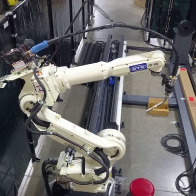 Arc Welders DM500 Berat 51kg Dengan Robot Arm Untuk Otomasi Stasiun Las Seperti Arc Welders Lainnya